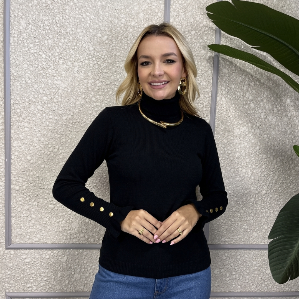 Blusa Feminina Estilosa Manga Longa Detalhe Com Botão Gola Alta Tricot